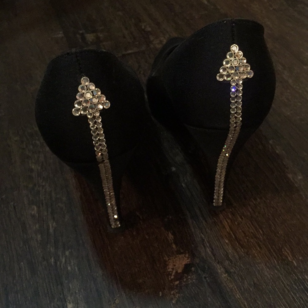 🖤🖤Sexiest black heels you’ll have 🖤🖤